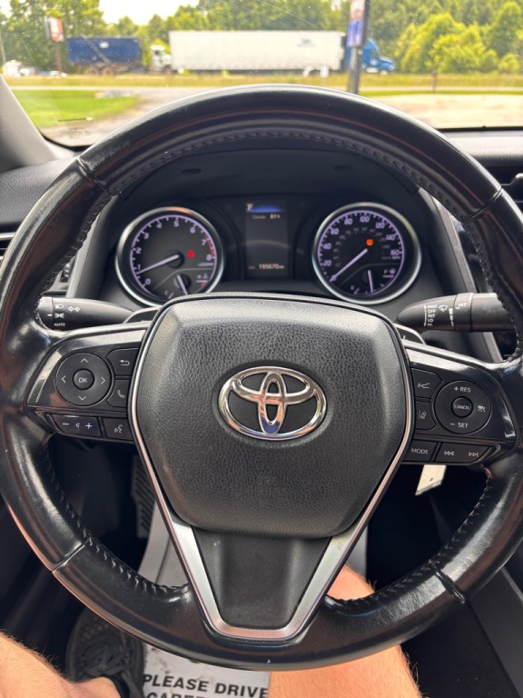 2018 Toyota Camry Image 12