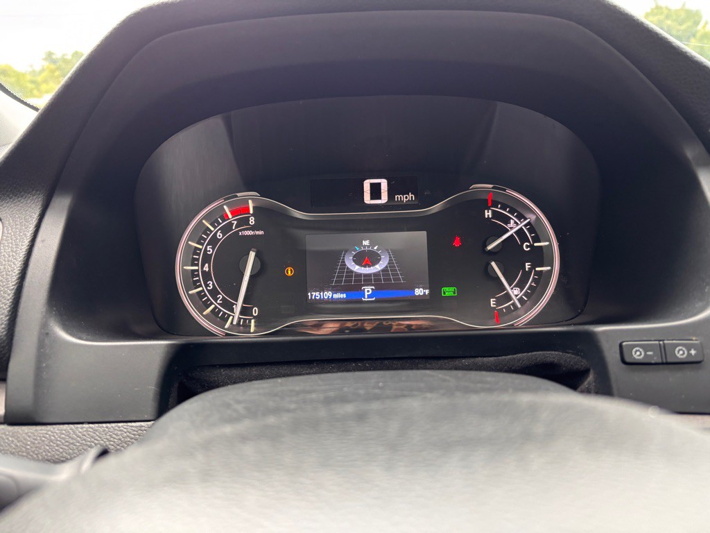 2017 Honda Pilot Image 12