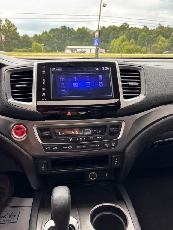 2017 Honda Pilot Image 14
