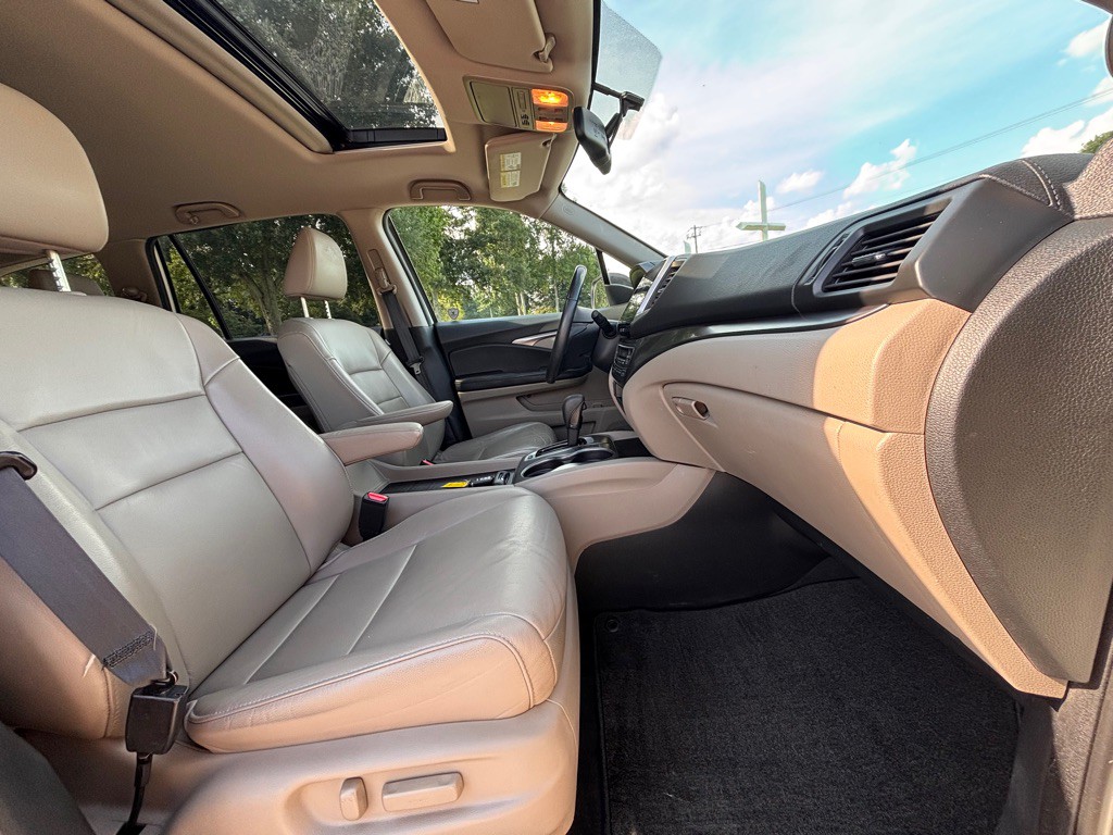 2016 Honda Pilot Image 7