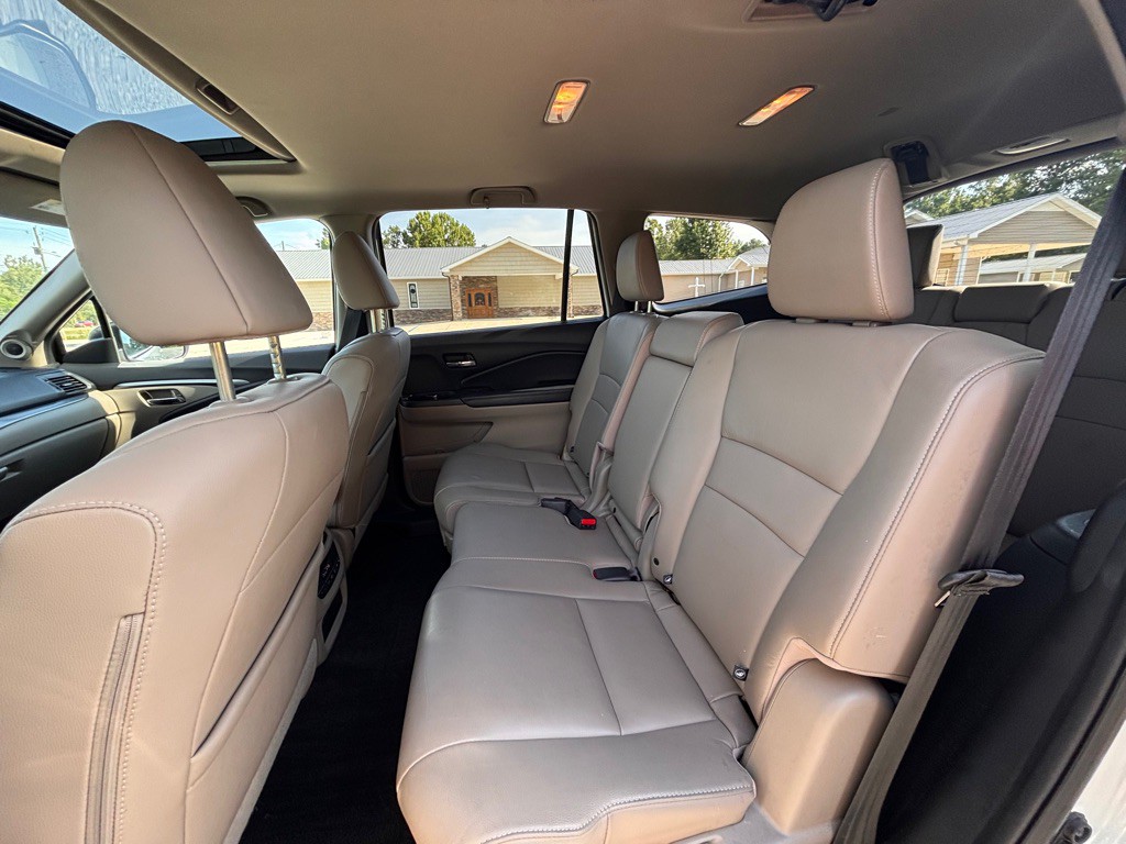 2016 Honda Pilot Image 9