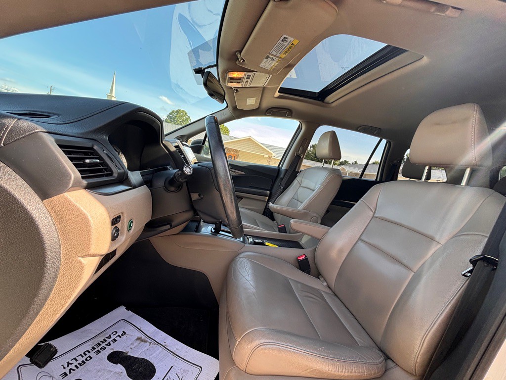 2016 Honda Pilot Image 11