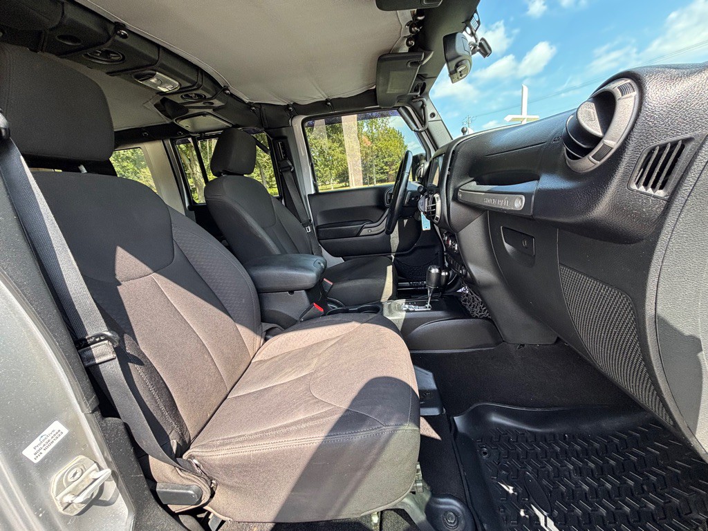 2015 Jeep Wrangler Unlimited Image 7