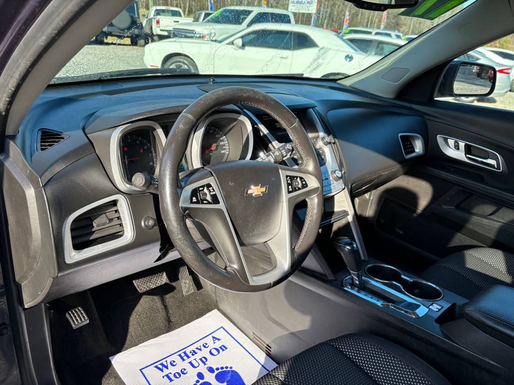 2017 Chevrolet Equinox Image 12
