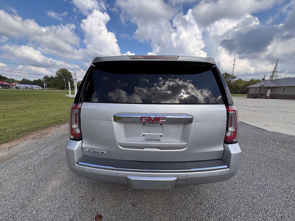 2018 GMC Yukon Image 5