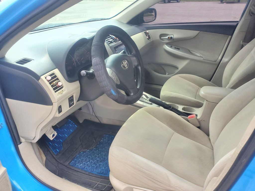 2012 Toyota Corolla Image 9