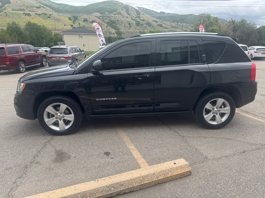 2011 Jeep Compass Image 4