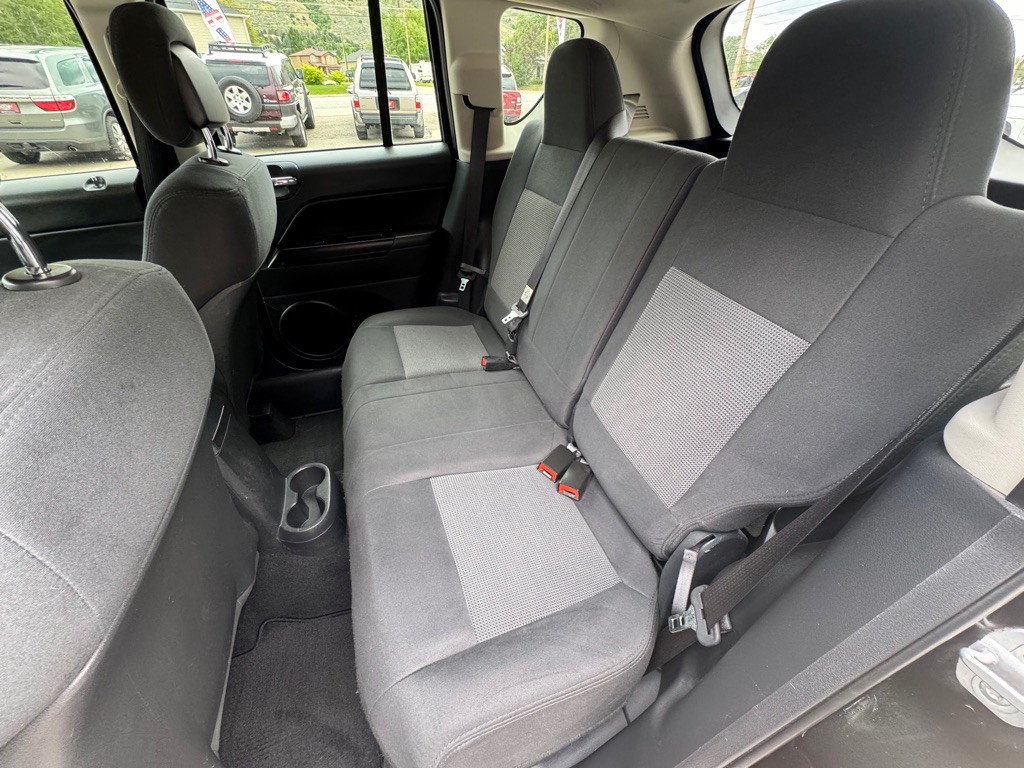 2011 Jeep Compass Image 19