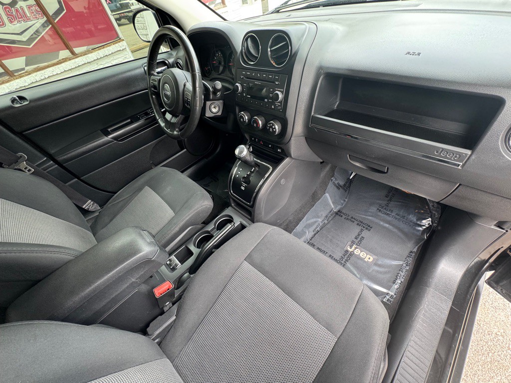2011 Jeep Compass Image 23