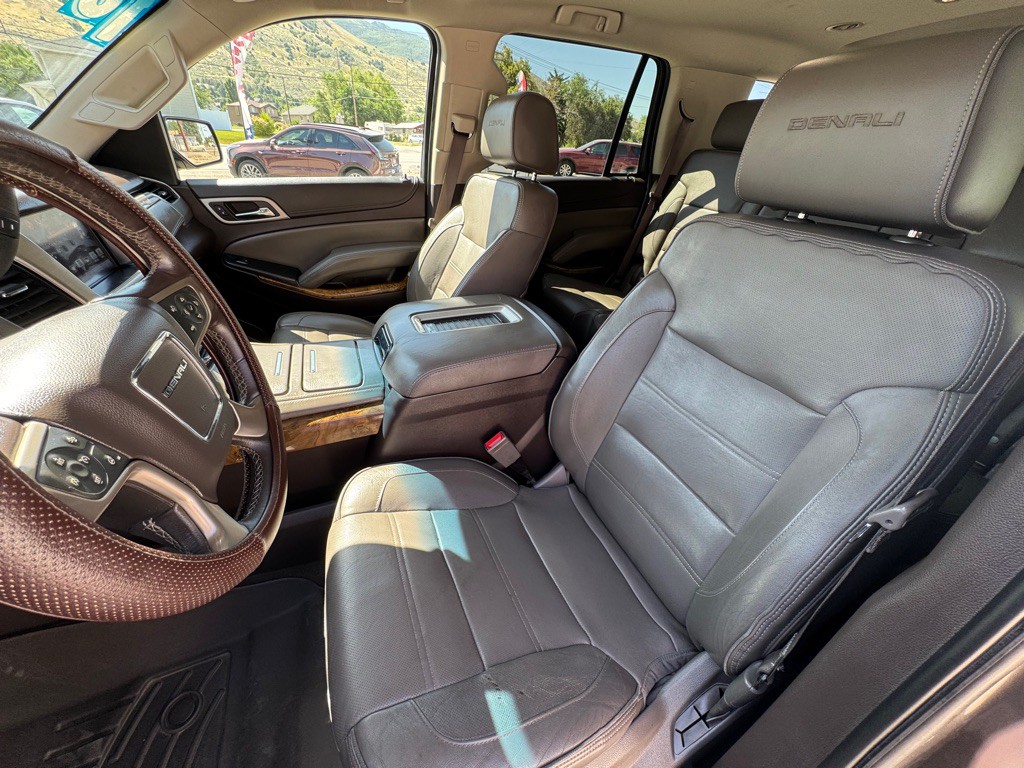 2016 GMC Yukon Image 16