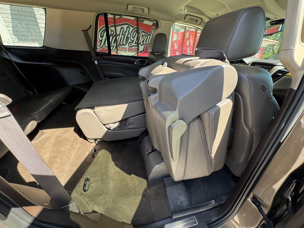 2016 GMC Yukon Image 38