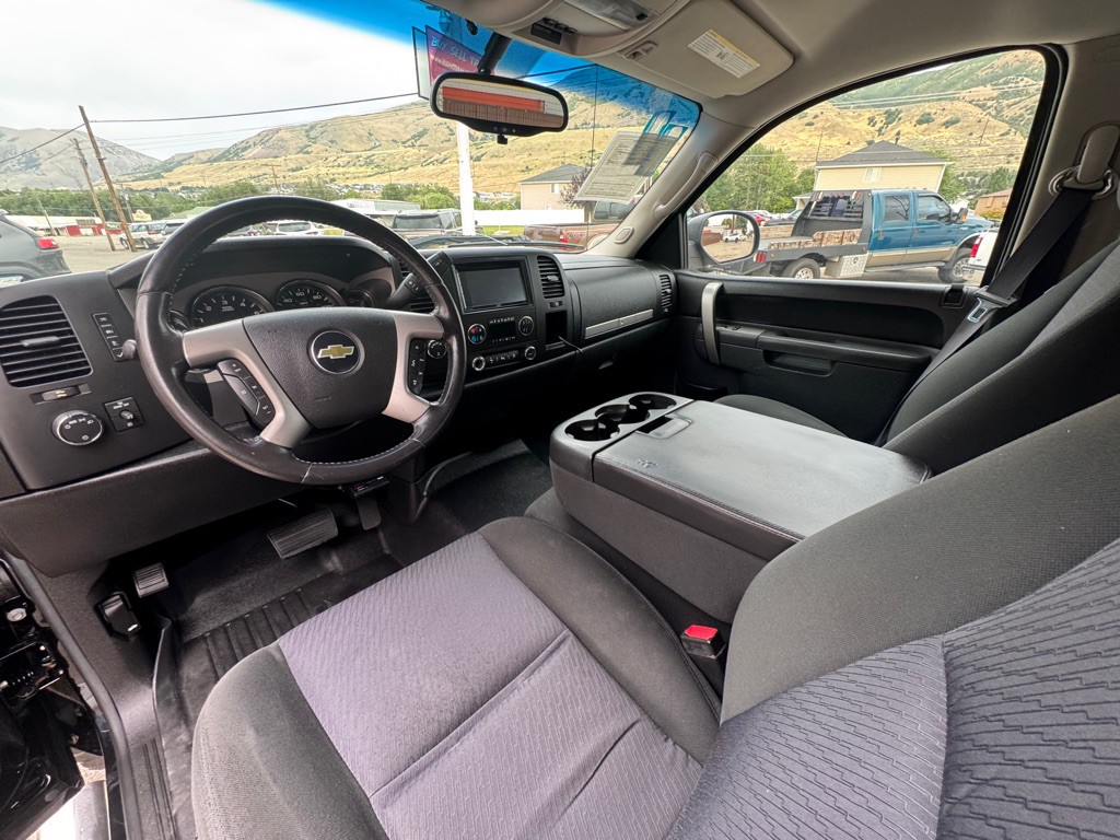 2011 Chevrolet Silverado 1500 Image 13