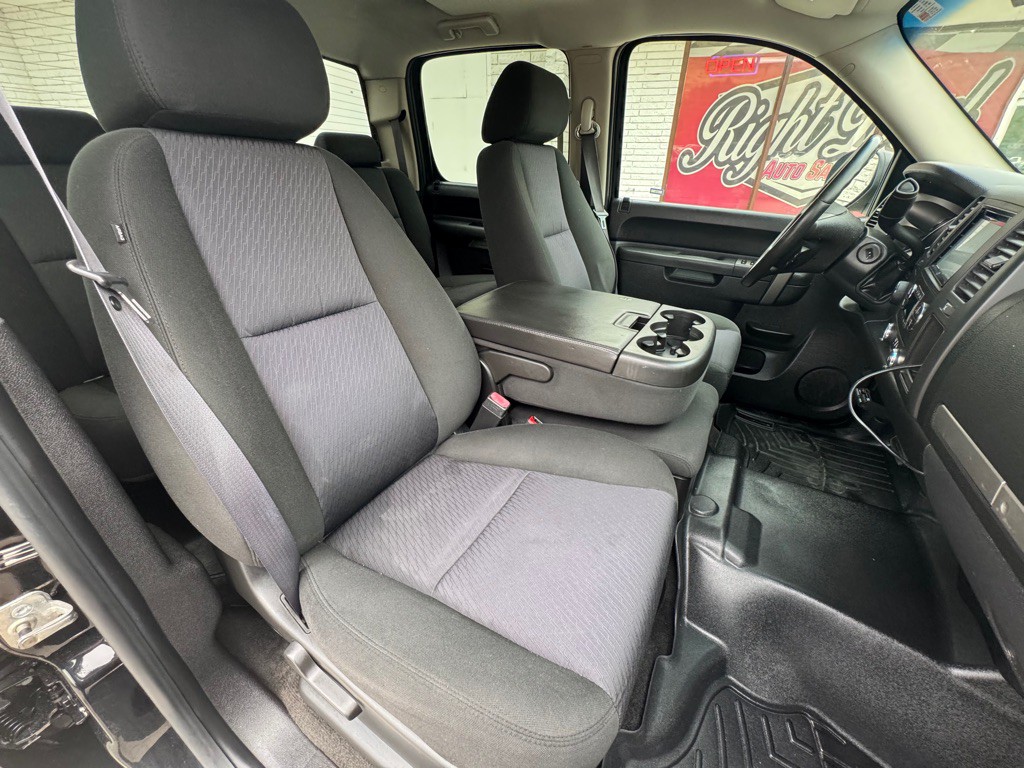2011 Chevrolet Silverado 1500 Image 16