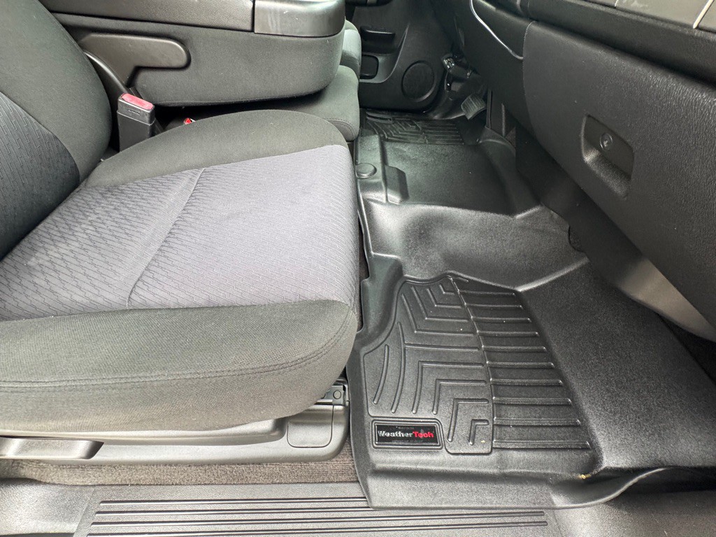 2011 Chevrolet Silverado 1500 Image 17