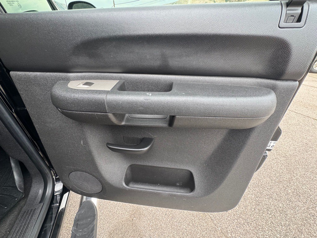 2011 Chevrolet Silverado 1500 Image 18