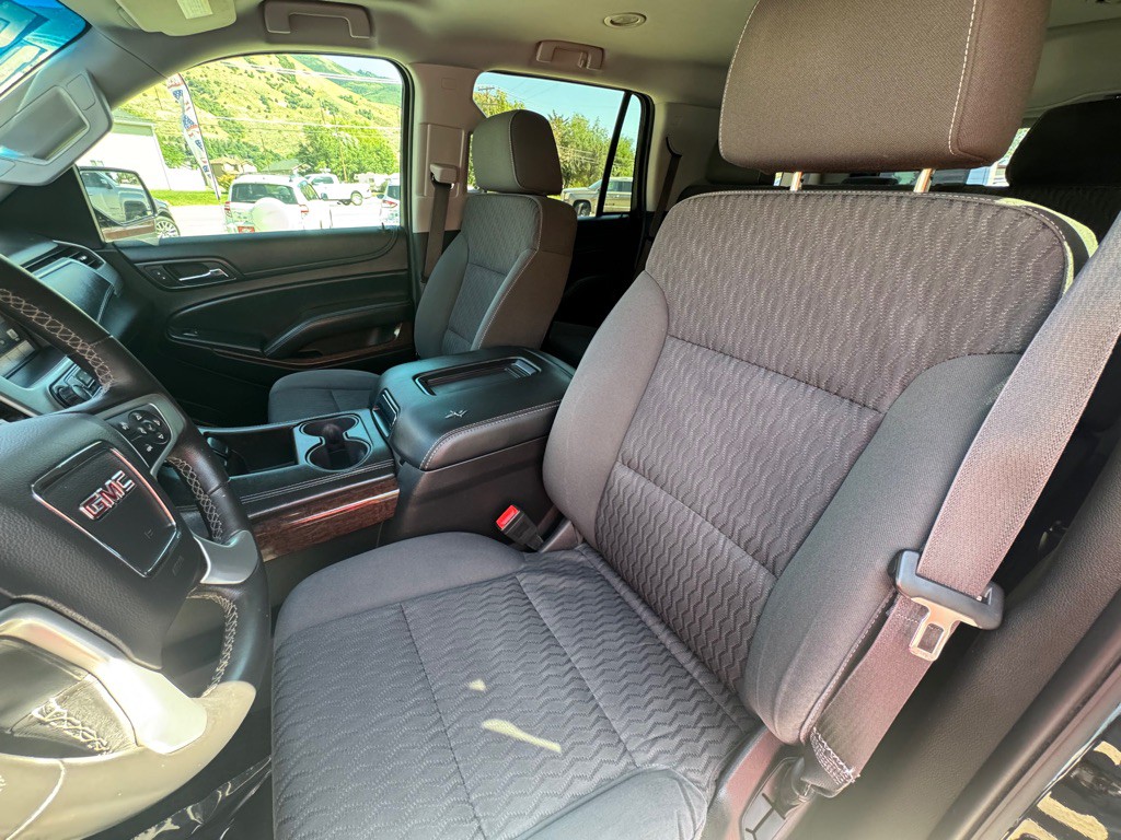 2015 GMC Yukon Image 12