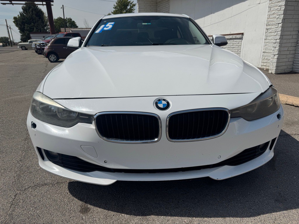 2015 BMW 3 Series Image 2