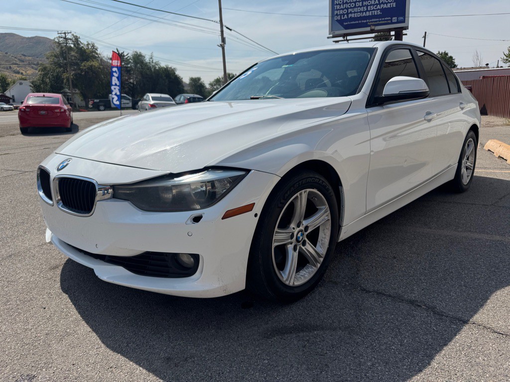 2015 BMW 3 Series Image 3
