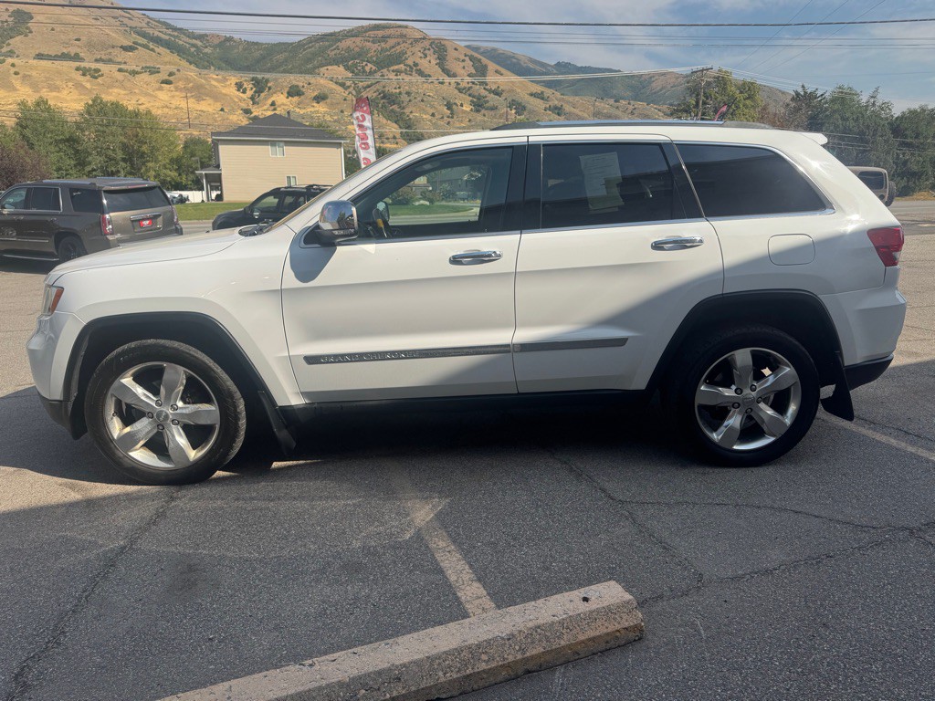 2013 Jeep Grand Cherokee Image 4