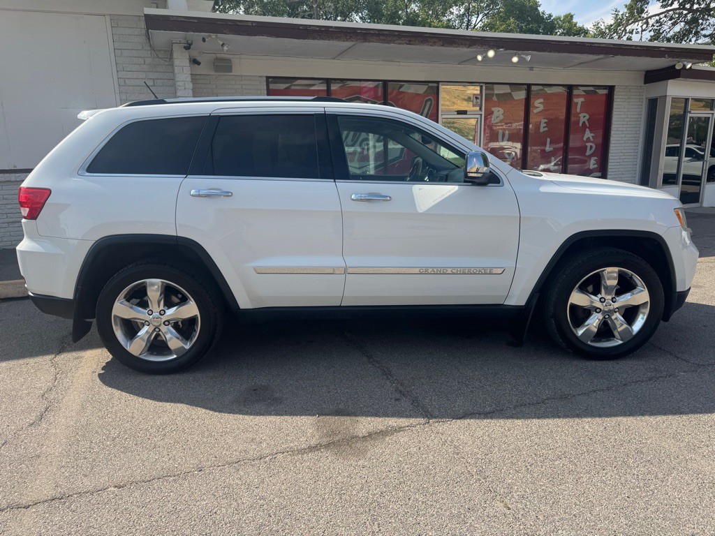 2013 Jeep Grand Cherokee Image 8