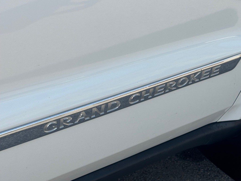 2013 Jeep Grand Cherokee Image 9
