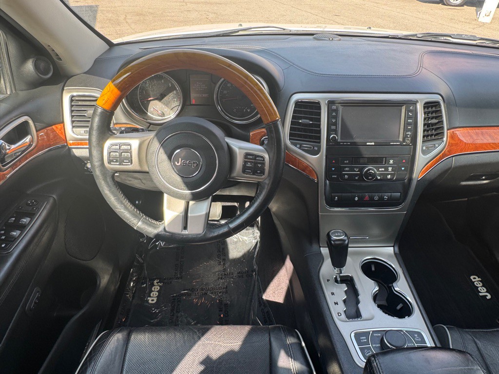 2013 Jeep Grand Cherokee Image 17