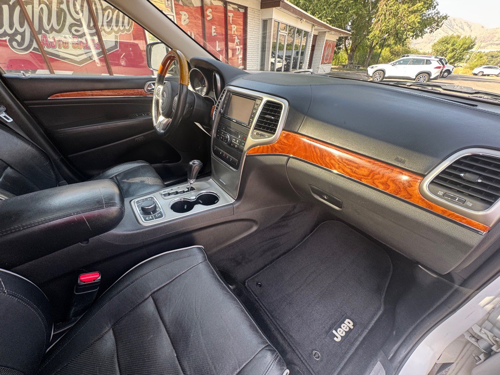 2013 Jeep Grand Cherokee Image 24