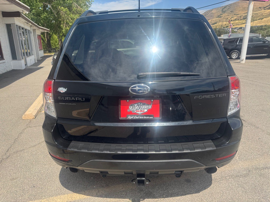 2013 Subaru Forester Image 6