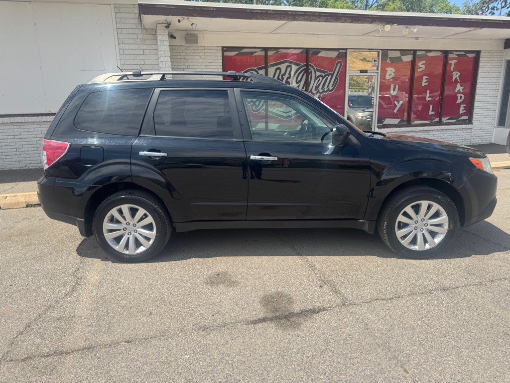 2013 Subaru Forester Image 7