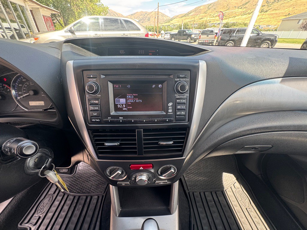 2013 Subaru Forester Image 12