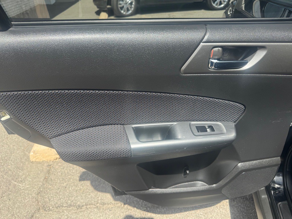 2013 Subaru Forester Image 14