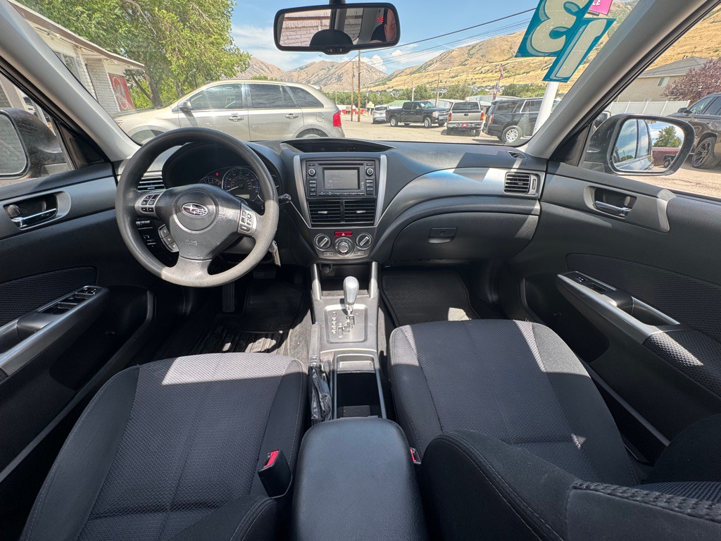 2013 Subaru Forester Image 16