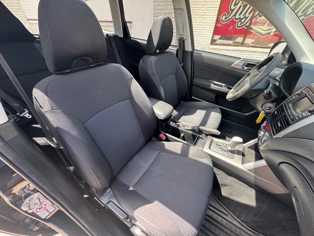 2013 Subaru Forester Image 19