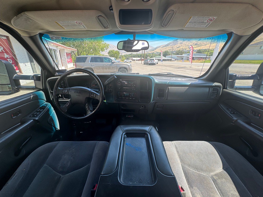 2007 GMC Sierra 2500 Image 14
