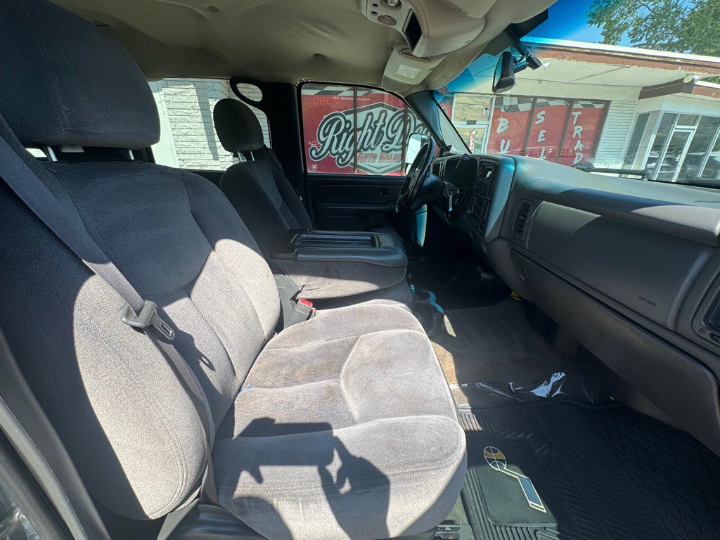 2007 GMC Sierra 2500 Image 21