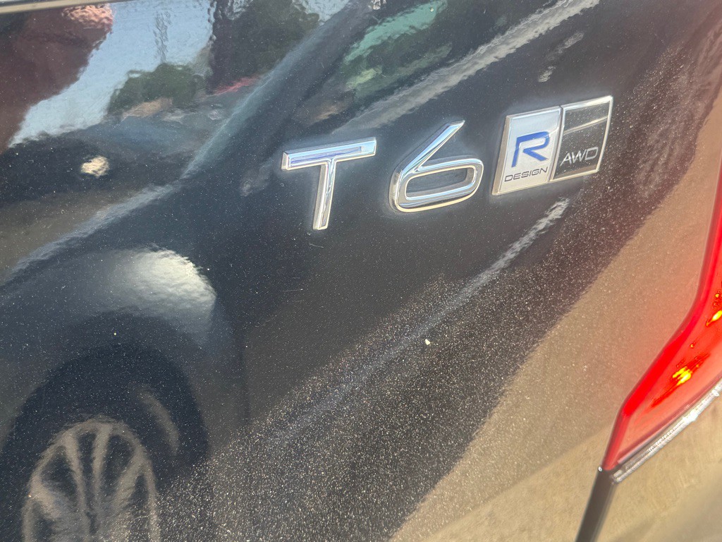 2016 Volvo XC90 Image 11