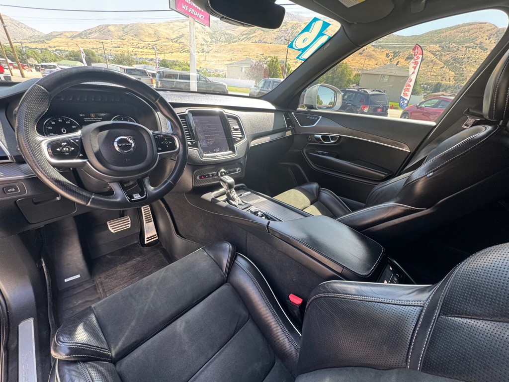 2016 Volvo XC90 Image 16