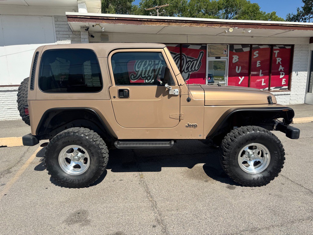 1999 Jeep Wrangler Image 8