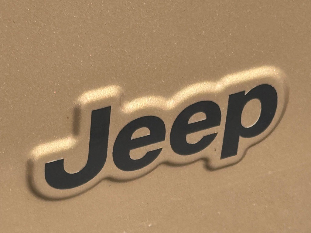 1999 Jeep Wrangler Image 10
