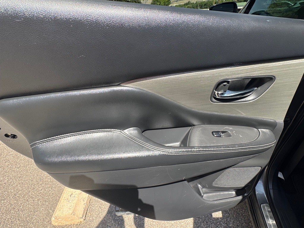 2015 Nissan Murano Image 21