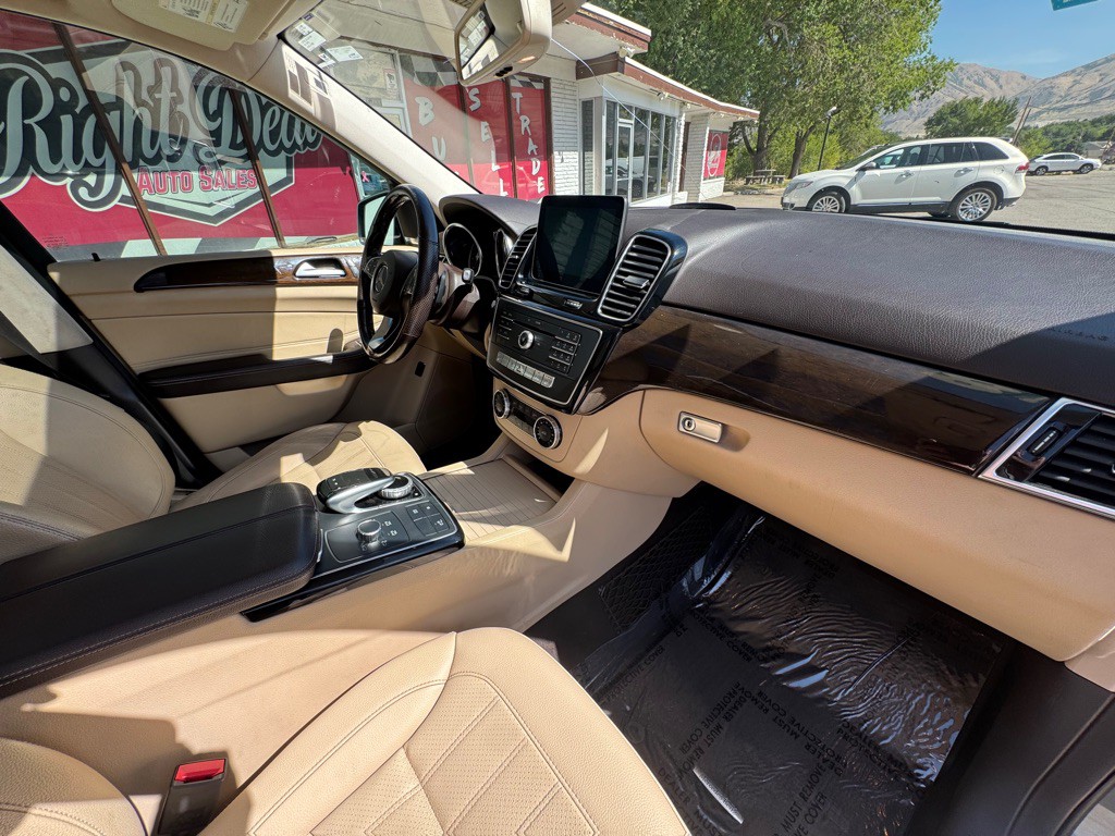 2018 Mercedes-Benz GLE-Class Image 35