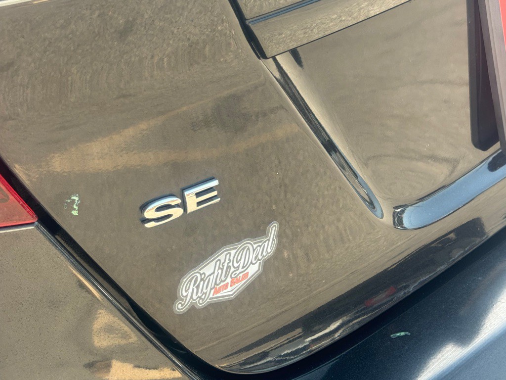 2013 Ford Fiesta Image 24