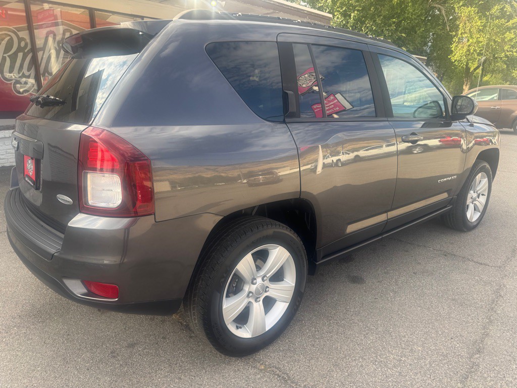 2016 Jeep Compass Image 7