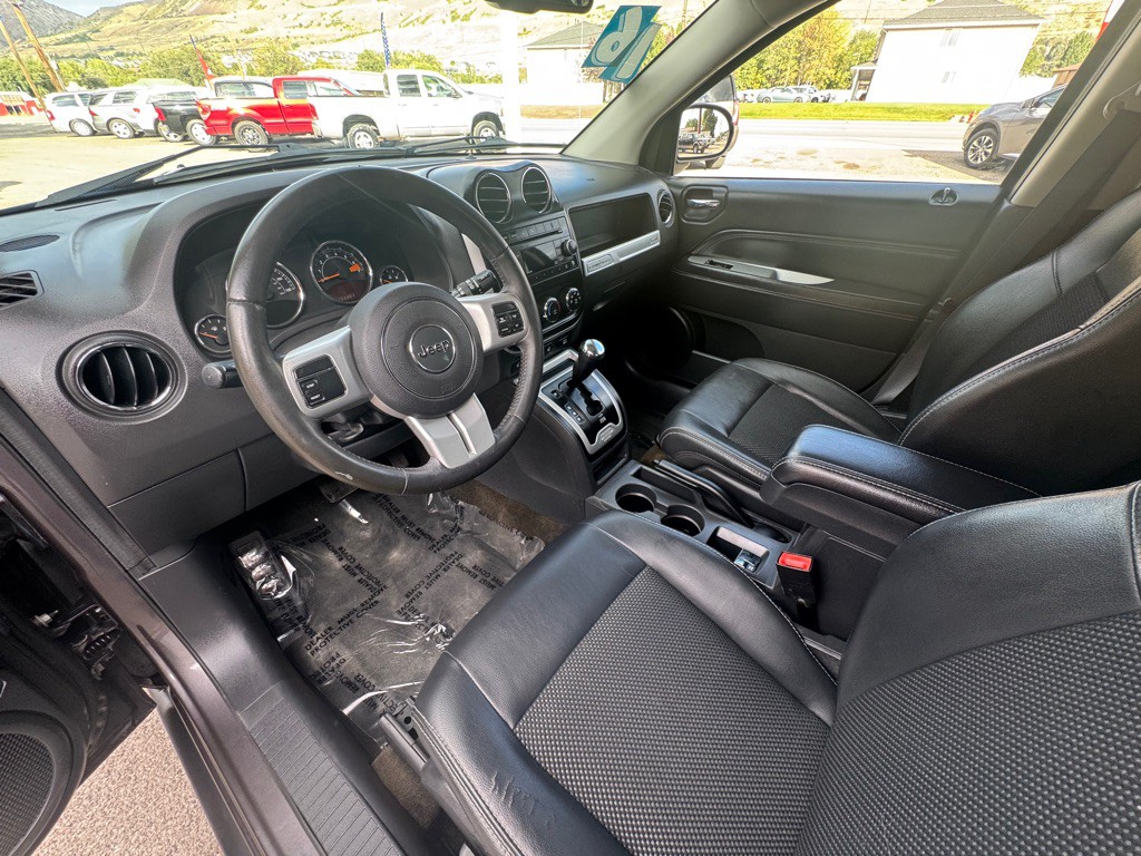 2016 Jeep Compass Image 15