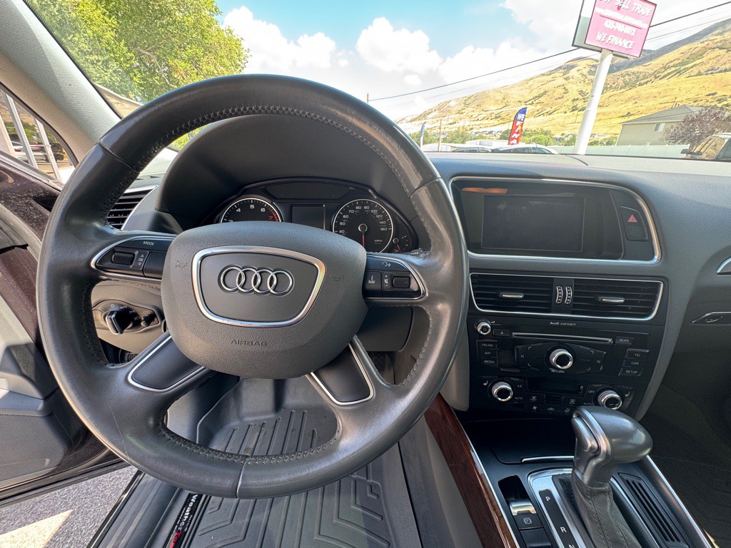 2015 Audi Q5 Image 16