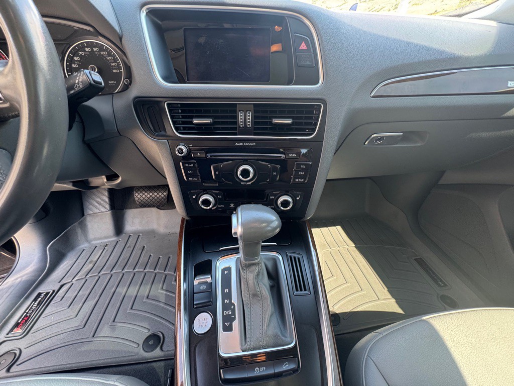 2015 Audi Q5 Image 17
