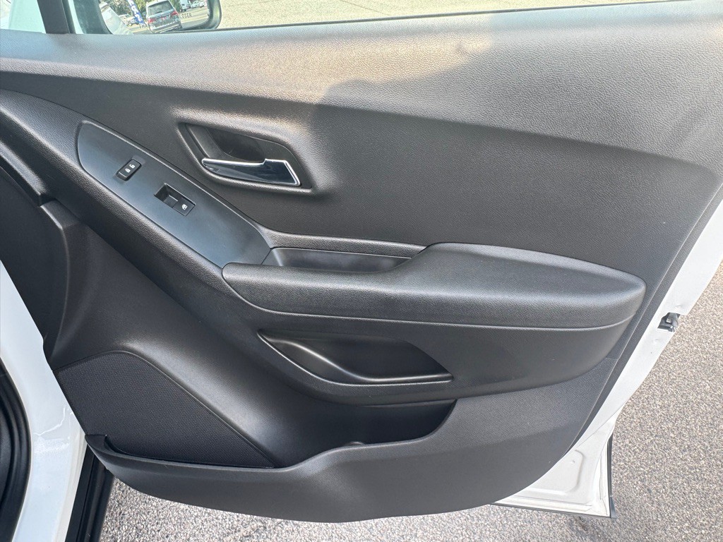 2017 Chevrolet Trax Image 16