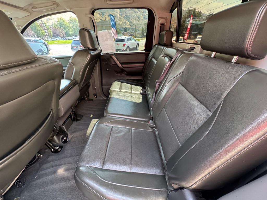 2006 Nissan Titan Image 14