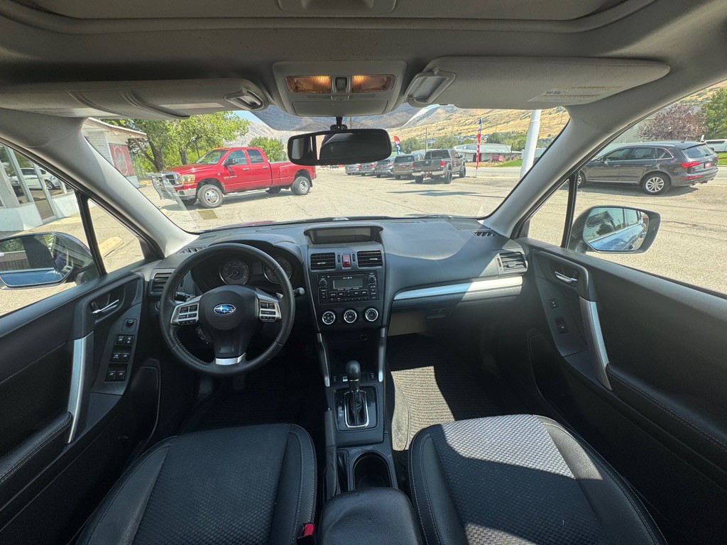 2015 Subaru Forester Image 14