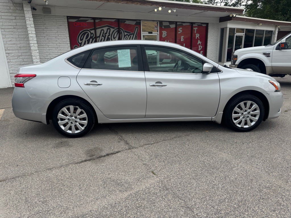 2014 Nissan Sentra Image 10